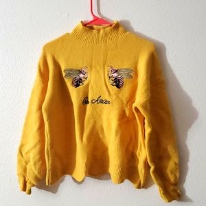codeXmode por amour yellow cropped bee sweater size large